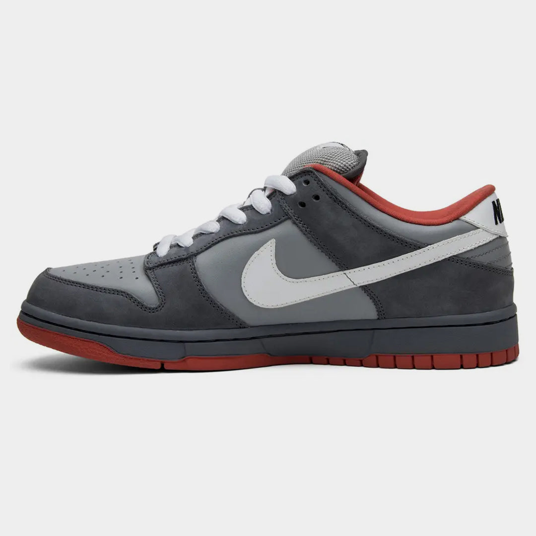 Nike SB Dunk Low NYC Pigeon