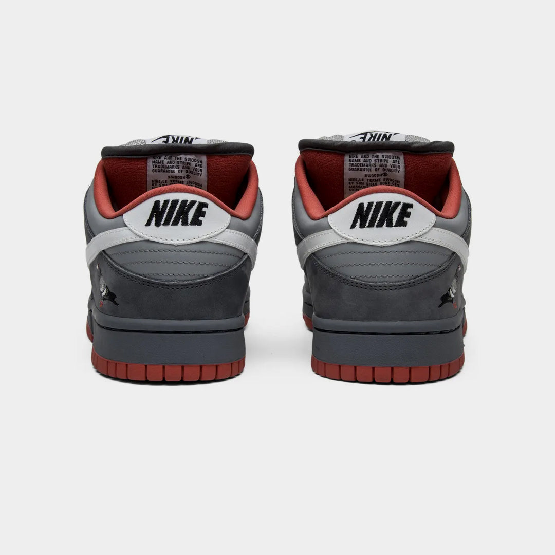 Nike SB Dunk Low NYC Pigeon