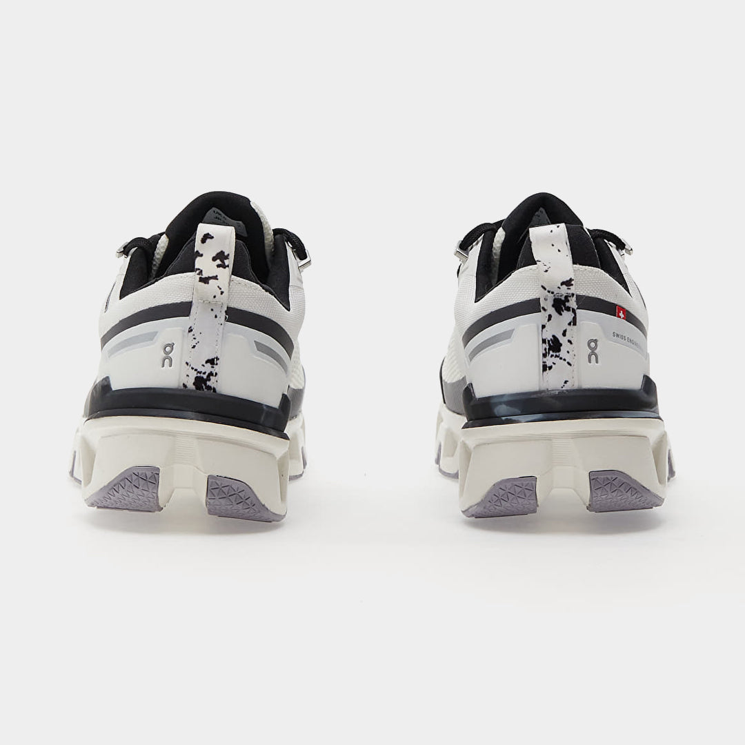 On Running CLOUDWANDER WATERPROOF