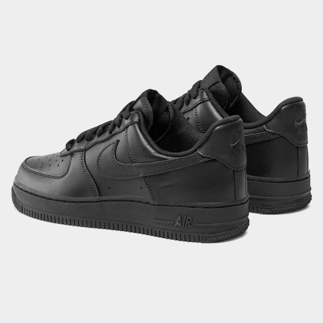 Nike Air Force 1 07 Triple Black
