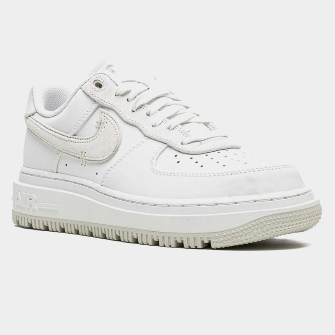 Nike Air Force 1 Luxe