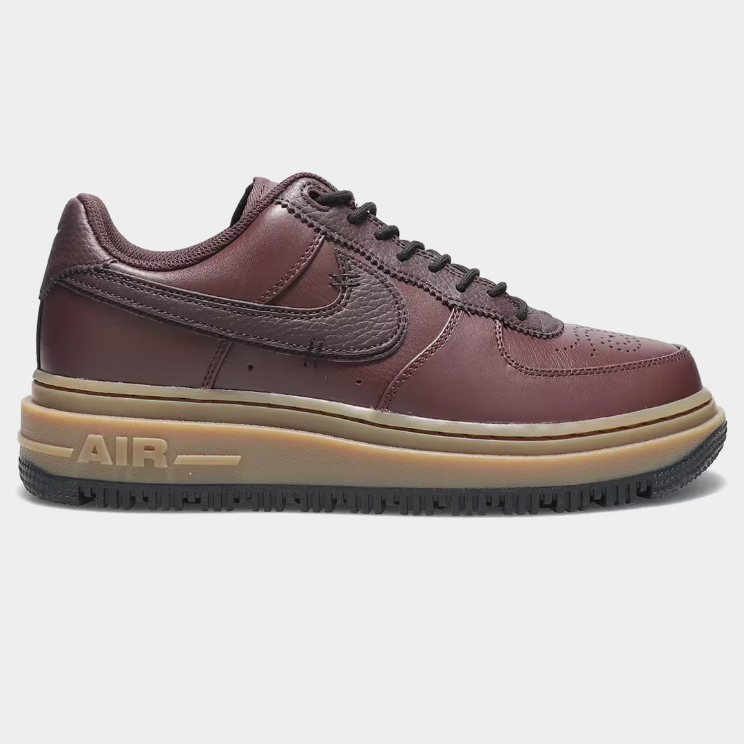Nike Air Force 1 Luxe