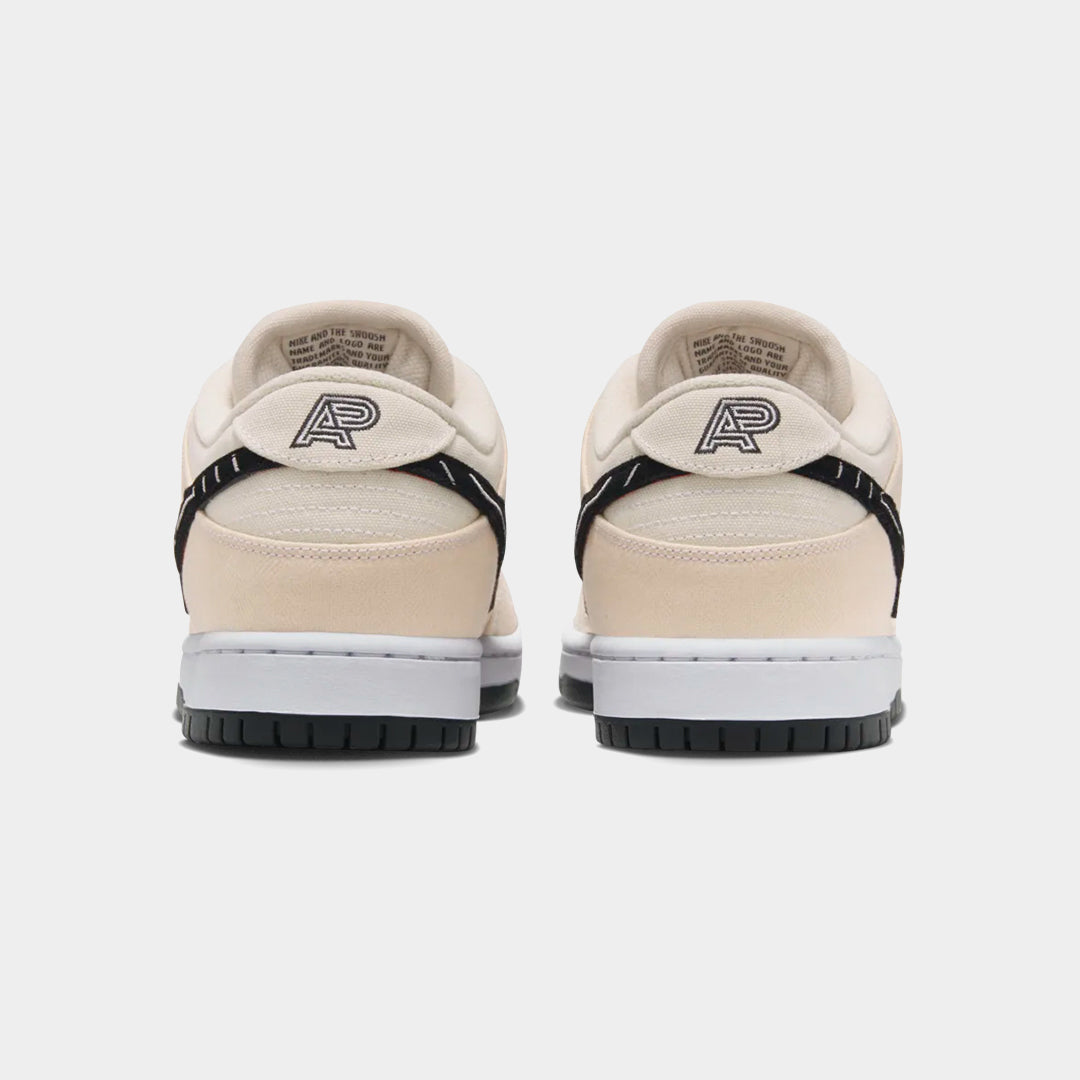 Nike SB Dunk x Albino & Preto