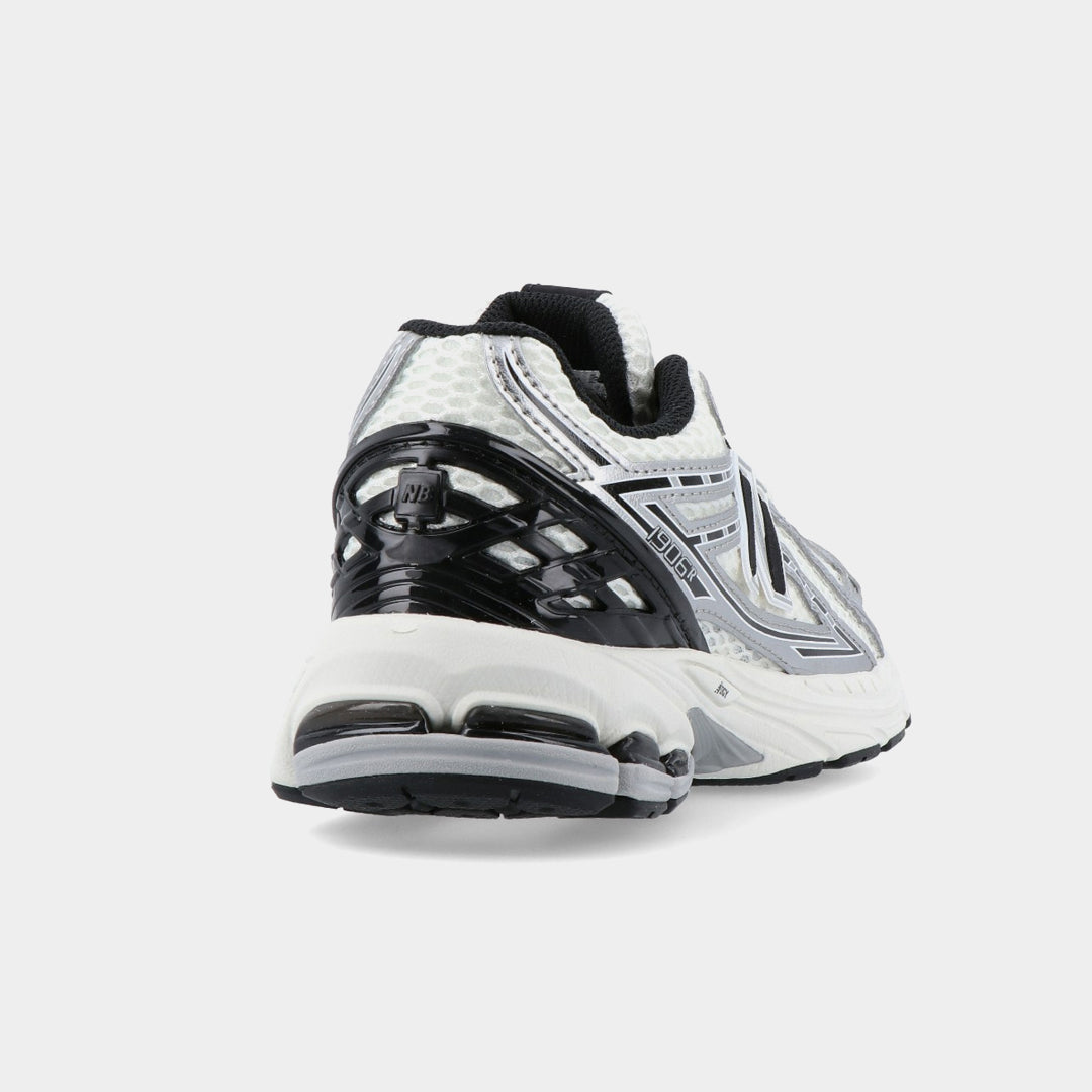 New Balance 1906R