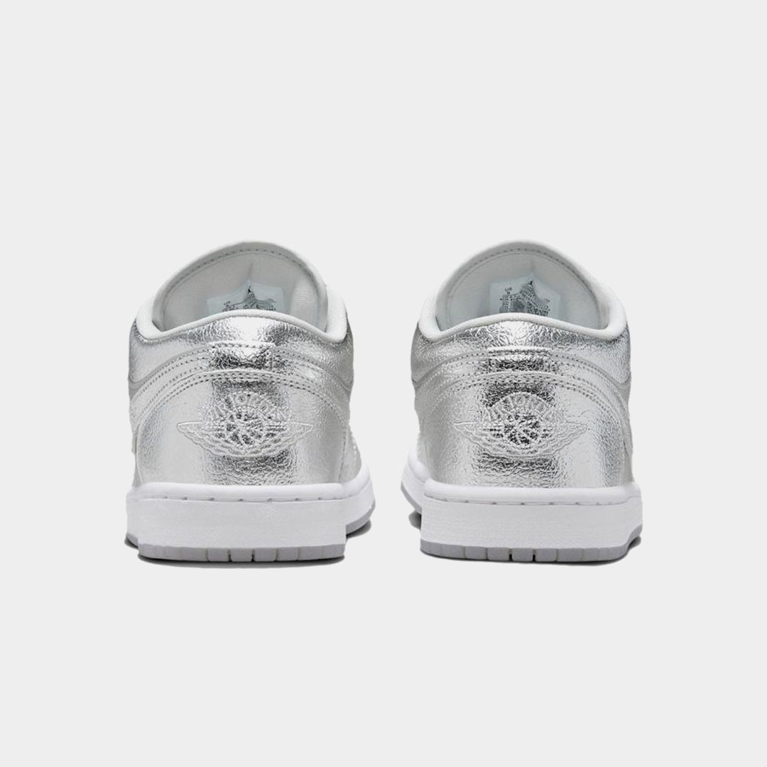 Nike SB Dunk Low x Road Sign Argent