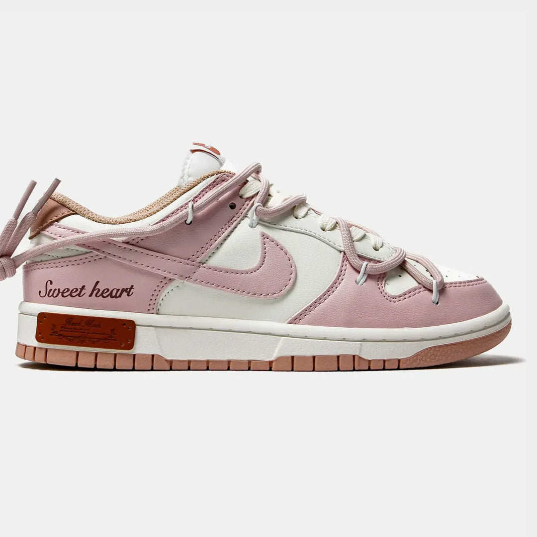 Nike SB Dunk Sweet Heart