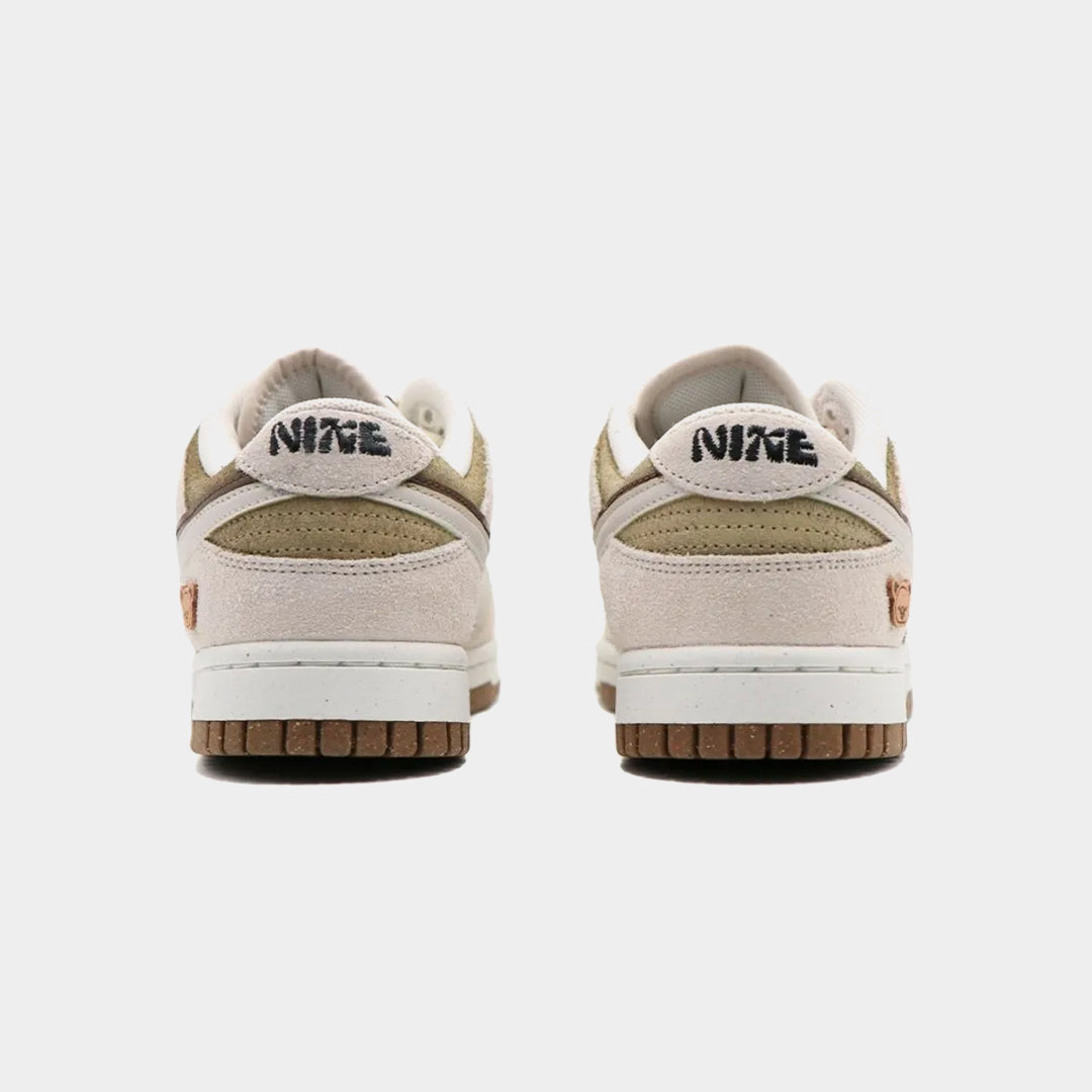 Nike SB Dunk Low Bear