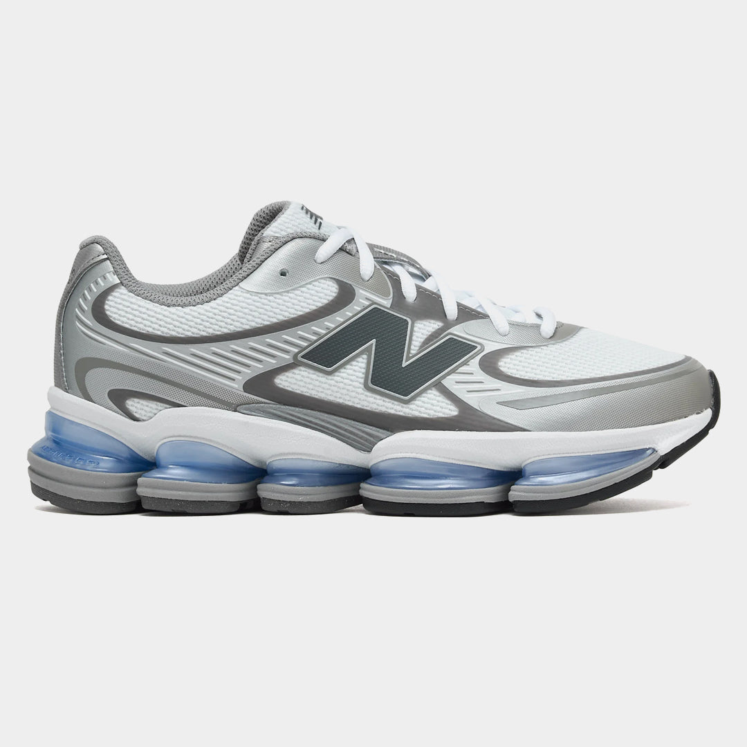 New Balance 2000