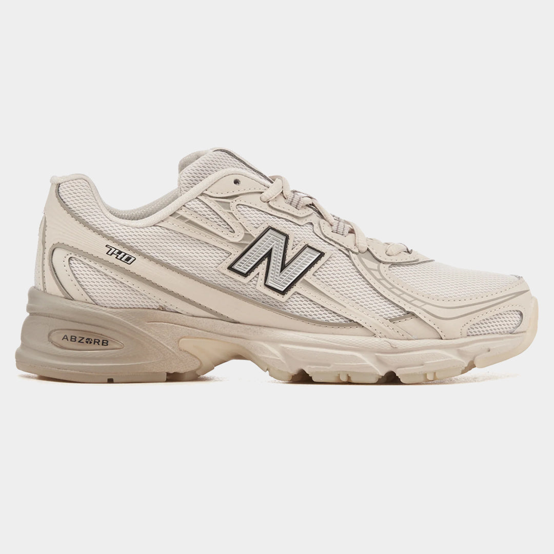 New Balance 740