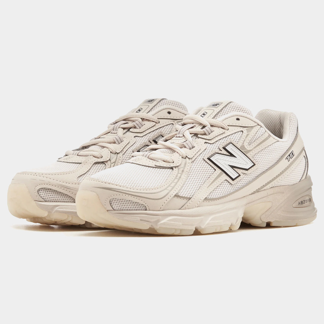 New Balance 740
