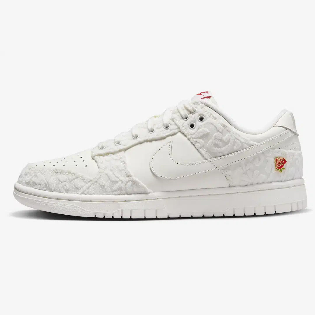 Nike SB Dunk Low Deserve Flowers